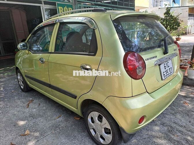 Chevrolet Spark 2010 Tự động Vàng chanh