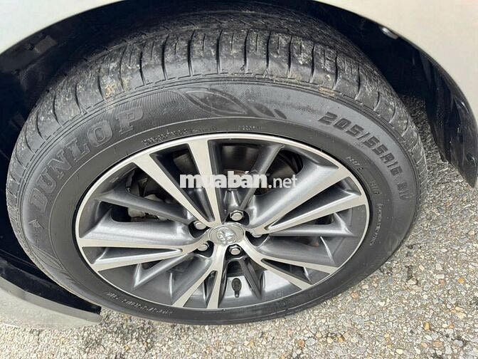 Toyota Corolla Altis 2017 1.8G AT Bạc
