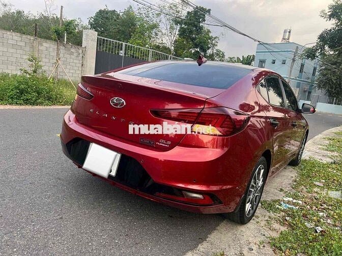 Hyundai Elantra 2.0 AT 2019 Đỏ