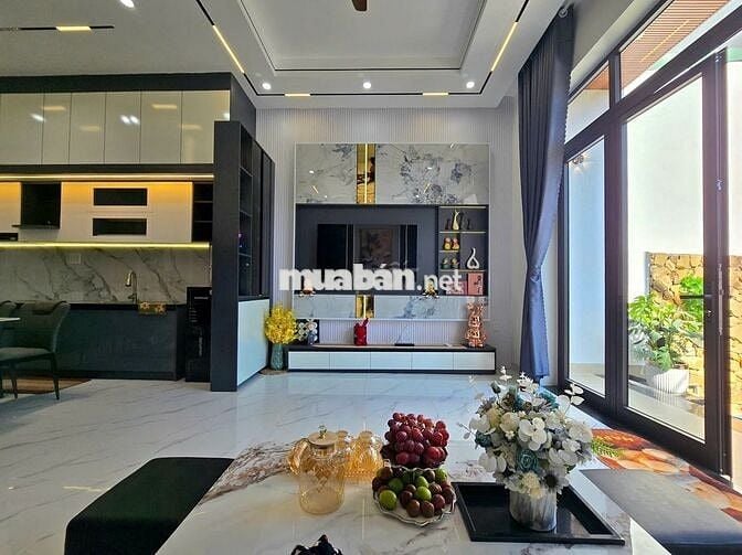 Nhà Nguyên Căn Đẹp - Rẻ Đường Tô Hiệu | Gần Biển Nguyễn Tất Thành