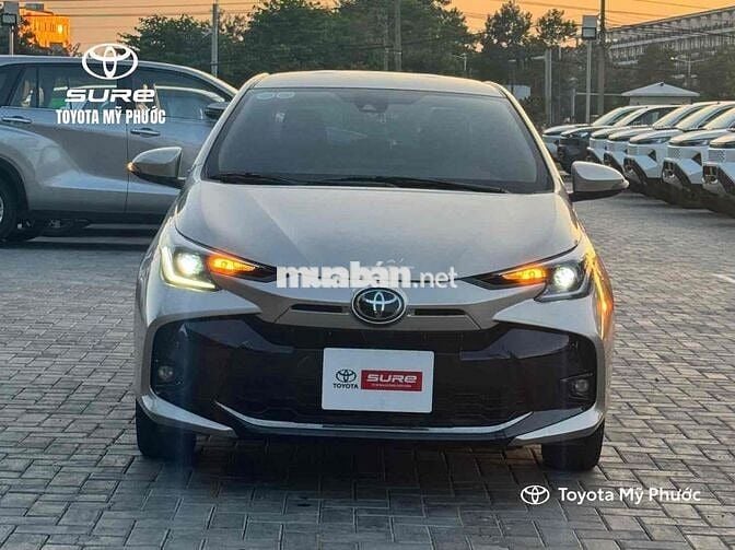 Toyota Vios G Cao cấp Nâu vàng 2023