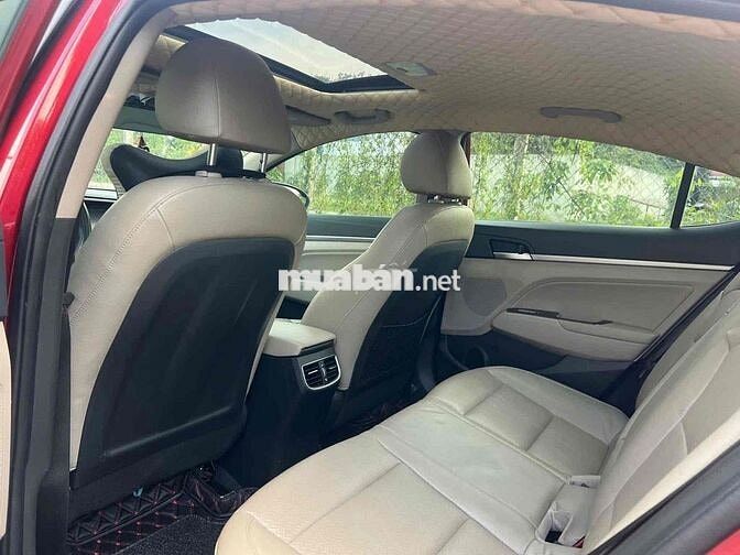 Hyundai Elantra 2.0 AT 2019 Đỏ