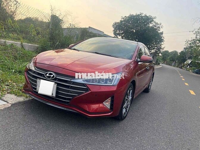 Hyundai Elantra 2.0 AT 2019 Đỏ