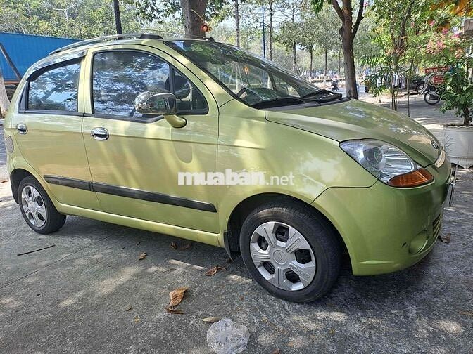 Chevrolet Spark 2010 Tự động Vàng chanh