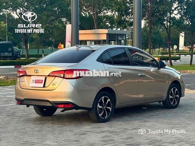 Toyota Vios G Cao cấp Nâu vàng 2023