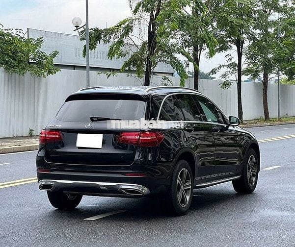 Mercedes-Benz GLC 250 - 2016