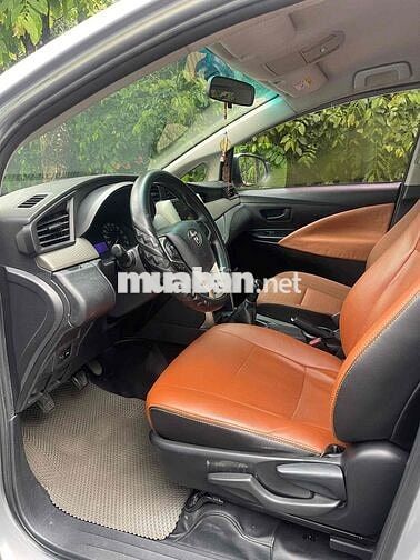 Toyota Innova 2016 Bạc