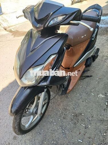 Yamaha Luvias Nâu, Đen