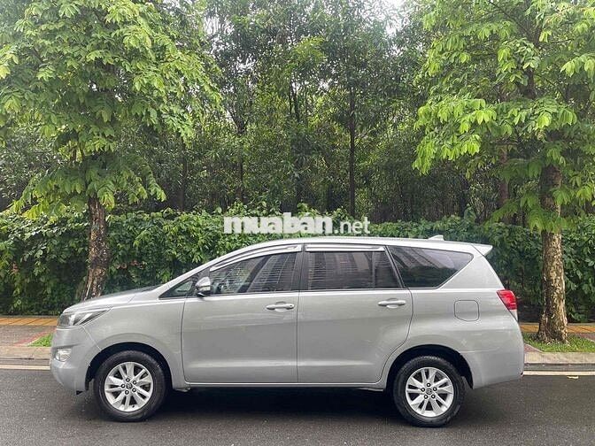 Toyota Innova 2016 Bạc