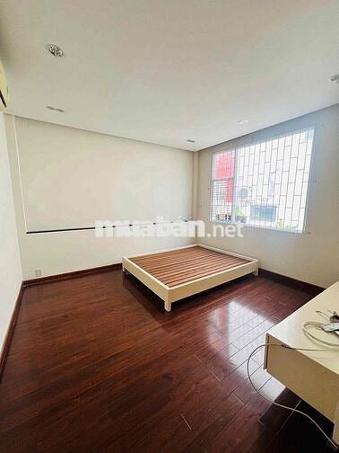CHO THUÊ BIỆT THỰ ĐẸP MTĐS TÂN QUY - QUẬN 7 - GIÁ 35tr/th