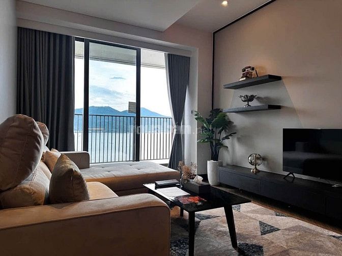 Bán căn hộ 1PN diện tích 55m2 mặt biển Mỹ Khê bàn giao full nội thất c