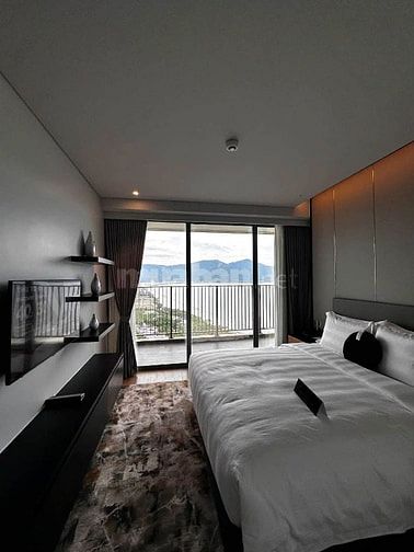 Bán căn hộ 1PN diện tích 55m2 mặt biển Mỹ Khê bàn giao full nội thất c