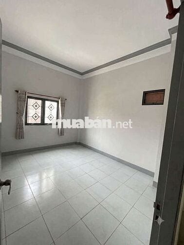 cho thuê nhà mặt tiền ngay chợ kd tựdo
