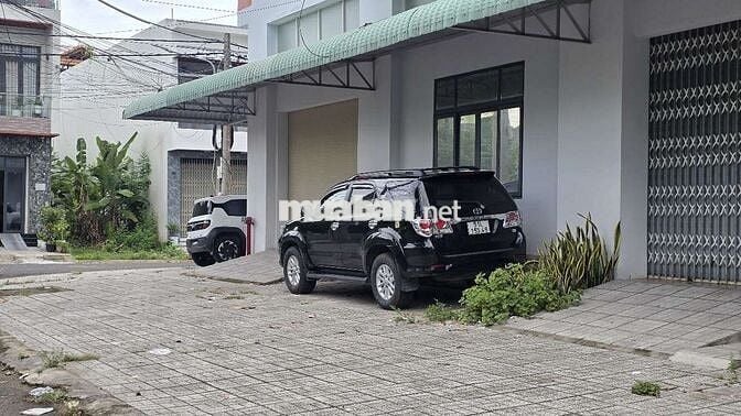 Toyota Fortuner 2013 Đen 118.000 km Ghế da zin