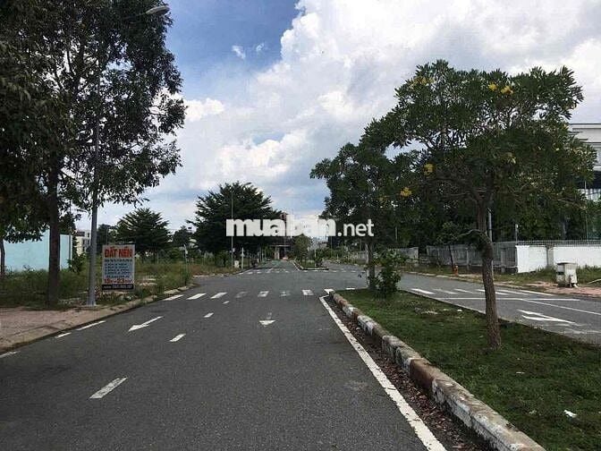 BÁN ĐẤT KHU IDICO P6 TP TÂN AN TỈNH LONG AN (củ) giờ là tỉnh TÂY NINH