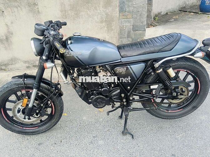 GPX Legend 200 2019 Xám 13.000 km