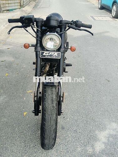GPX Legend 200 2019 Xám 13.000 km