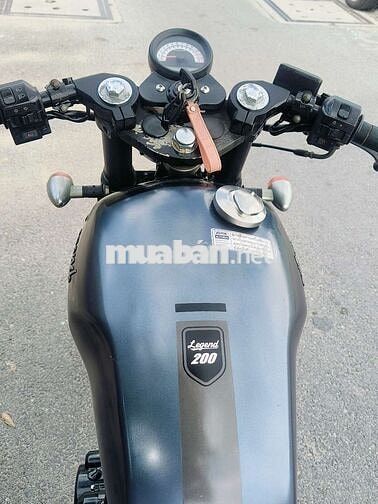 GPX Legend 200 2019 Xám 13.000 km