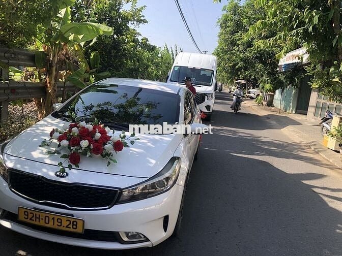 Kia Cerato Trắng