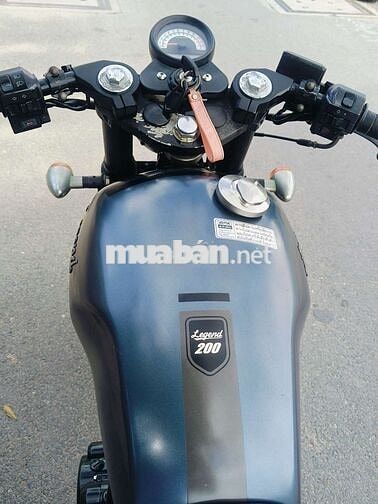GPX Legend 200 2019 Xám 13.000 km