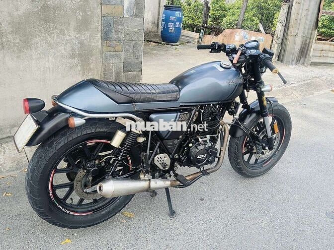 GPX Legend 200 2019 Xám 13.000 km