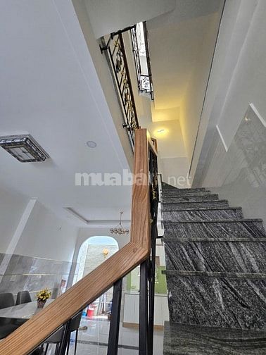 Siêu Phẩm HXH Trương Công Định-TB. ĐÚC 3 Lầu MỚI KENG- NTCC- 4PN-5WC 