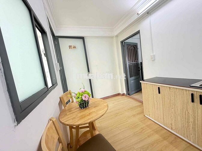 khai Trương căn Hộ 1Pn tách bếp và Studio cửa sổ sáng , Ngay mega