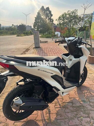 Honda Vario 150 đk 2018 màu trắng