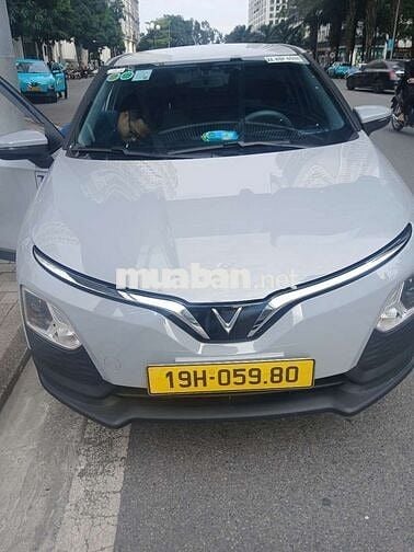 VinFast VF 5 Plus 2025 Xám 32000 km