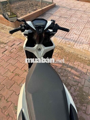 Honda Vario 150 đk 2018 màu trắng