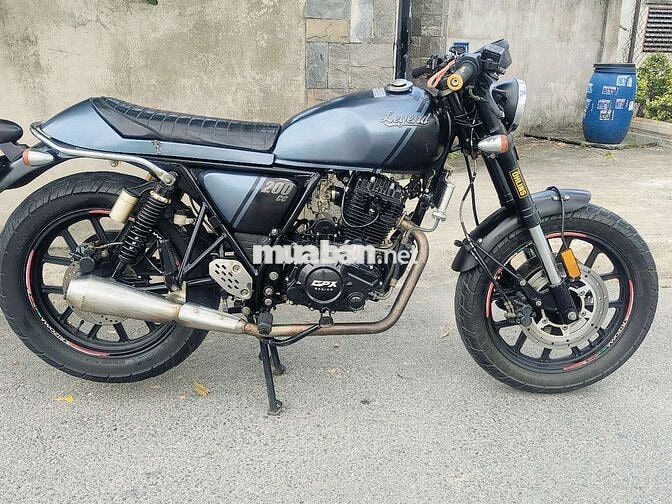 GPX Legend 200 2019 Xám 13.000 km