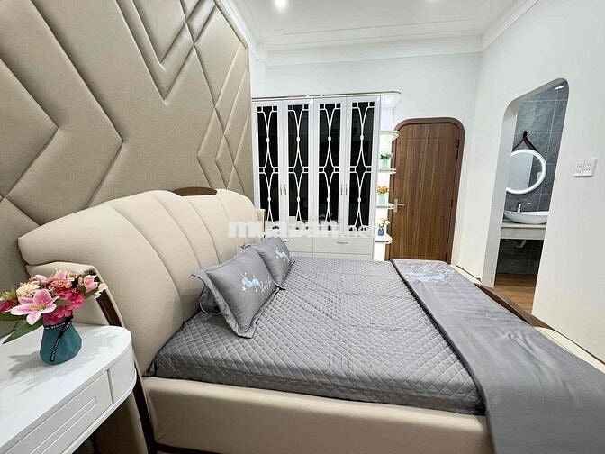 241 CHO THUÊ NHÀ MẶT TIỀN 7M5 HƯỚNG ĐÔNG MÁT MẼ