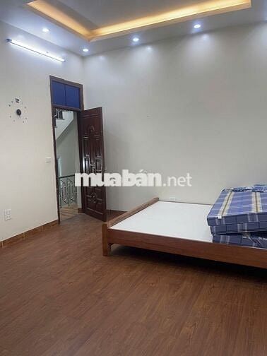 Chính chủ cho thuê nhà ở ngõ 227 Trần Cung