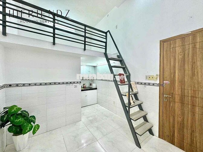 Trống sẳn duplex nội thất cơ bản, gác cao ko đụng đầu
