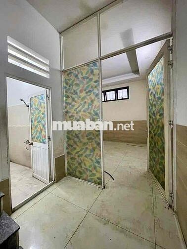 CHO THUÊ NHÀ HXH CMT8 Q10 5X20M 1 TRỆT 4 LẦU THANG MÁY