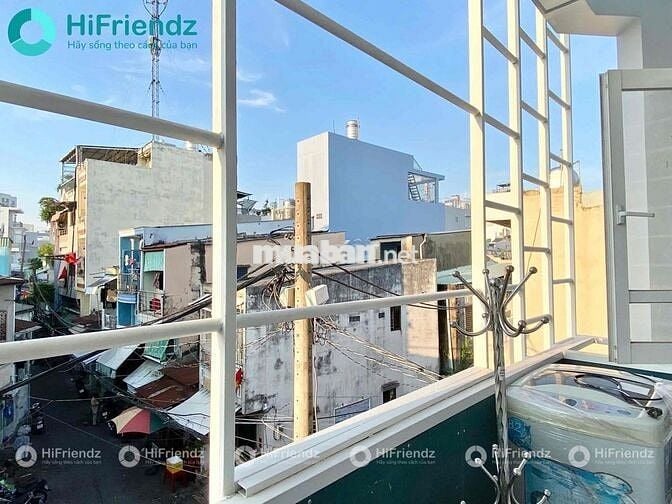 Cho Thuê Căn Hộ 4 Giường - Phòng Rộng - Có Bancol Th - Máy Giặt Riêng