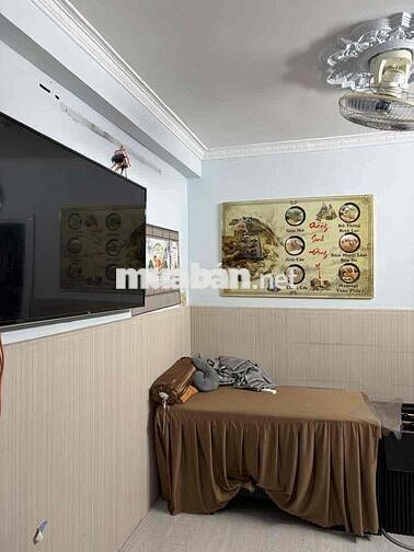 Cho thuê nhà nguyên căn Đường Vườn Chuối P4 Quận 3
