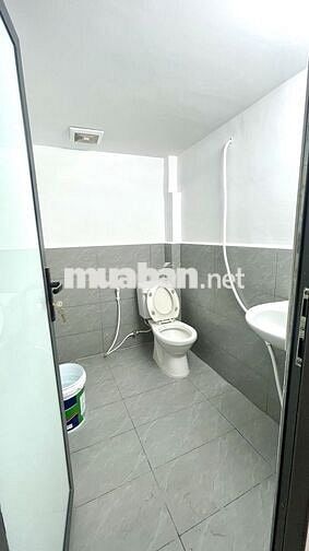(Nhà mới) cho thuê nguyên căn, 3 p.ngủ sẵn máy lạnh