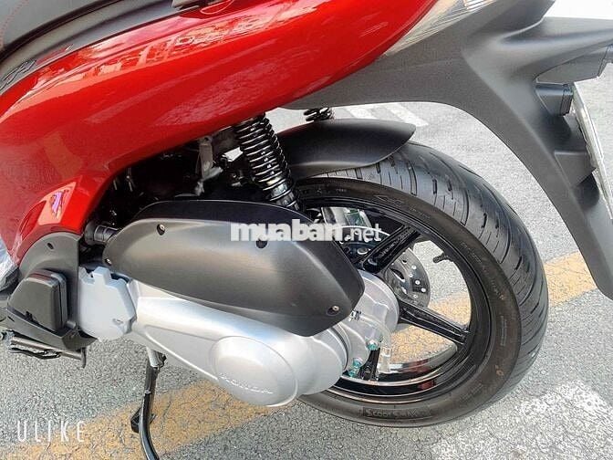 Honda SH150 Ý Đỏ đen Zin chưa chạm