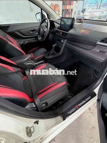 Toyota Avanza Premio 12/2023 AT