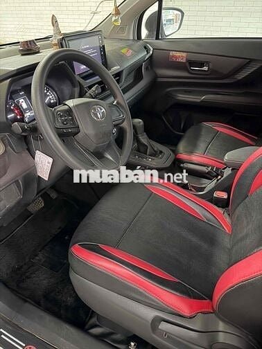 Toyota Avanza Premio 12/2023 AT