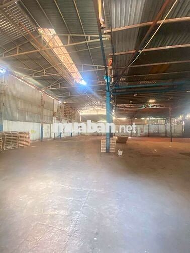 Xưởng Đường Xe Công 18x40 Có 3pha 