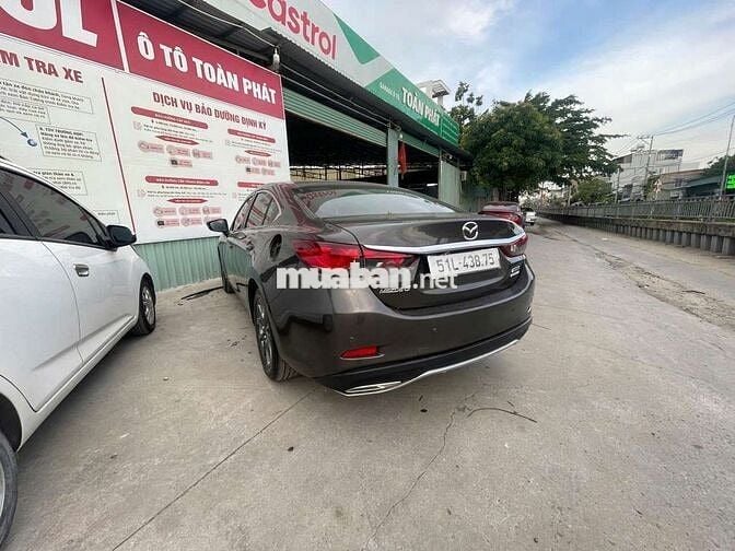 Mazda Mazda 6 2016 máy 2.0