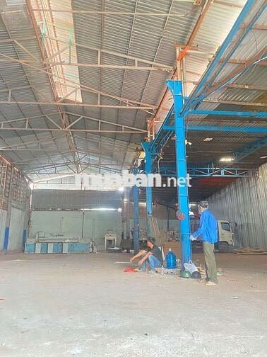 Xưởng Đường Xe Công 18x40 Có 3pha 