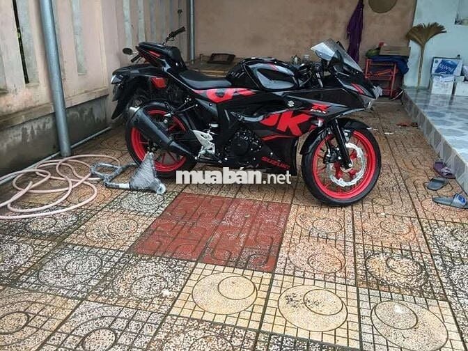 Suzuki GSX 2019 Đen, Đỏ 30000 km