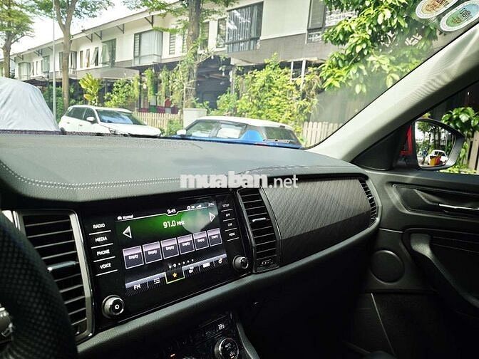 Skoda Kodiaq 2.0 4x4 bản full siêu lướt