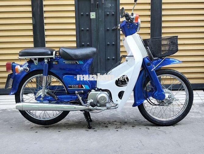 Honda Super Cub 50cc Xanh Trắng