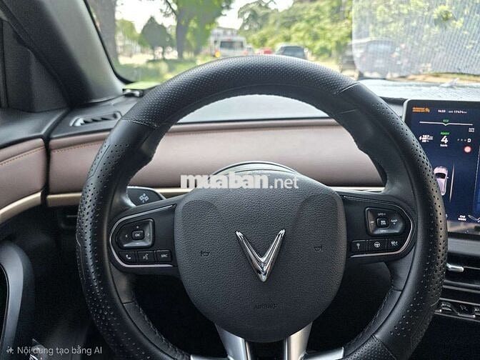 VinFast VF6 Plus 2026. tc 2. Xám 17474 km