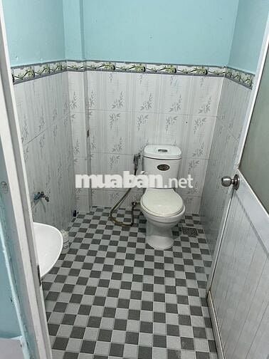 Cho thuê nhà nguyên căn mặt tiền hẻm xe hơi