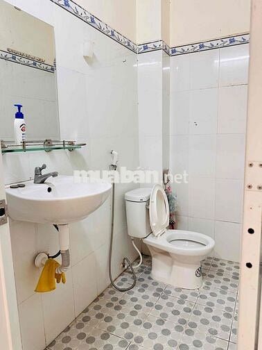 Cho Thuê Nhà 1T1L 3 Phòng Ngủ Gần CĐ FPT Cần Thơ